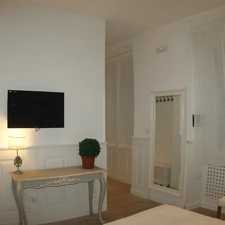 Alojamento de Acomodação e Pequeno-almoço Alba Sul Vaticano